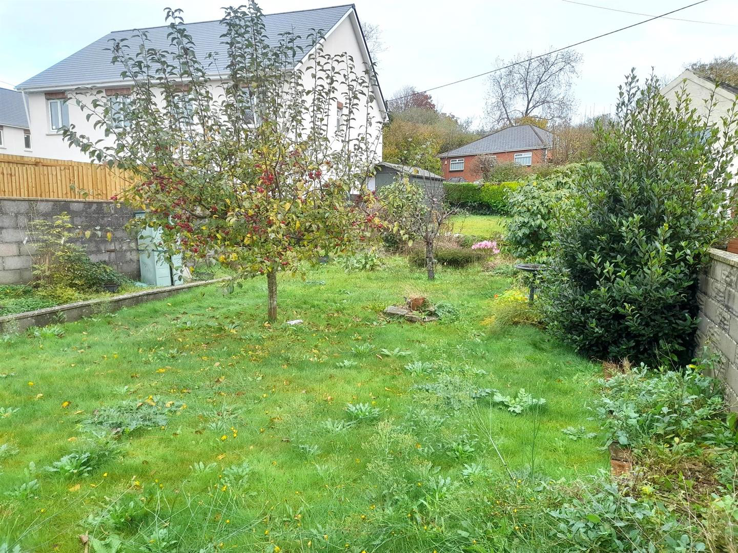Llwynhendy Road, Llanelli, photo 15