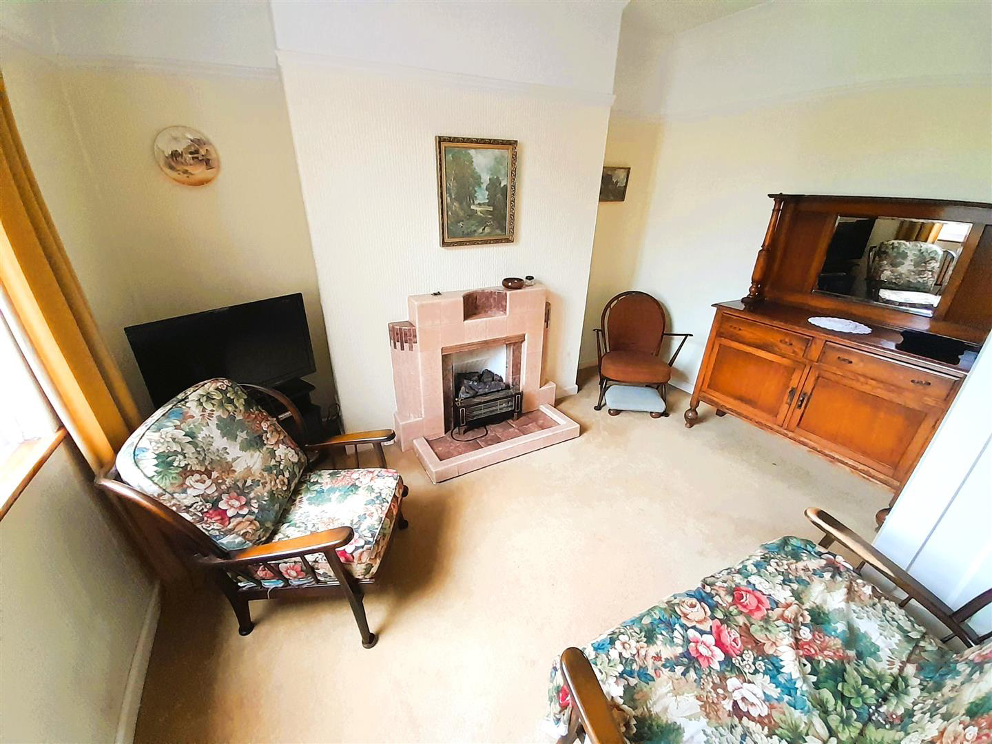 Llwynhendy Road, Llanelli, photo 2