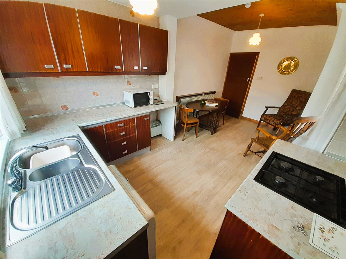 Llwynhendy Road, Llanelli, photo 35