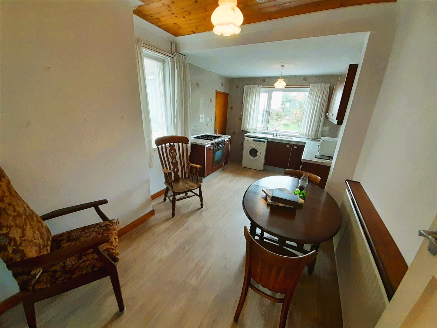 Llwynhendy Road, Llanelli, photo 33