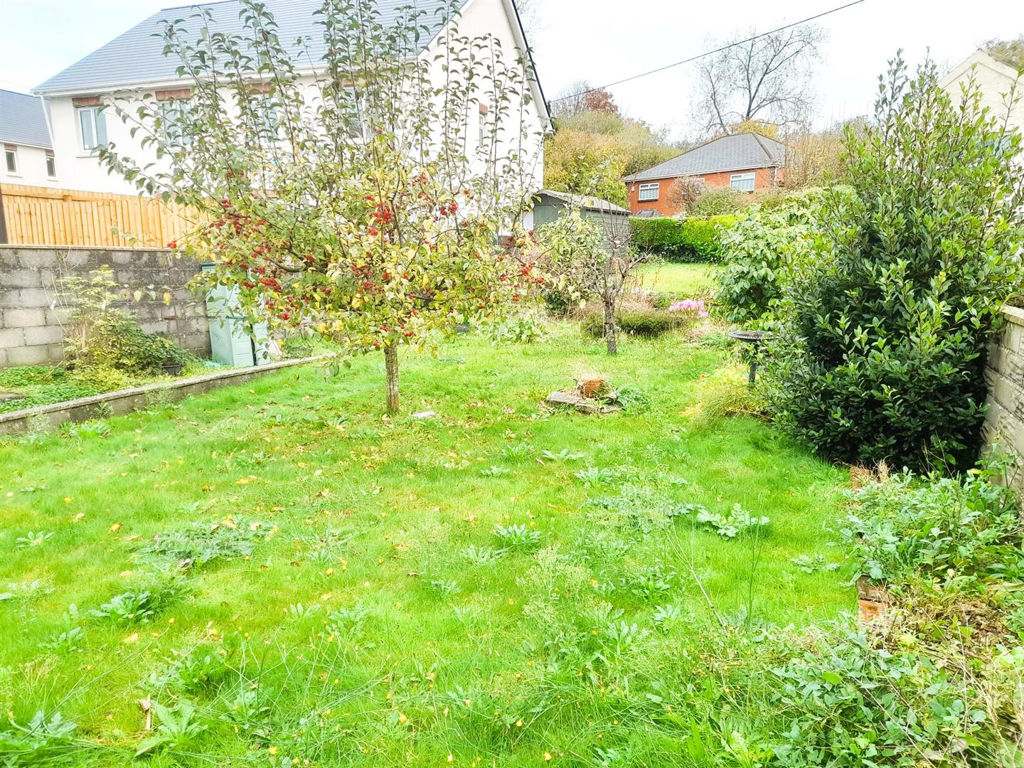 Llwynhendy Road, Llanelli, photo 28