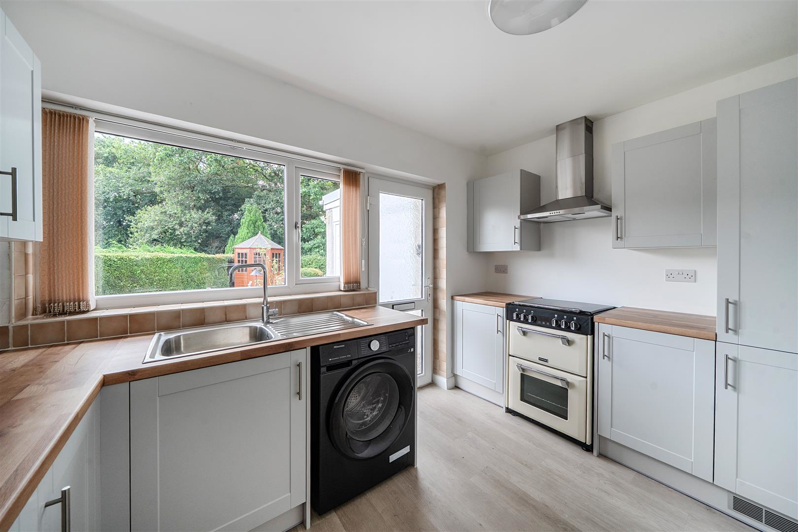 Park Close, Pontarddulais, Swansea, photo 20