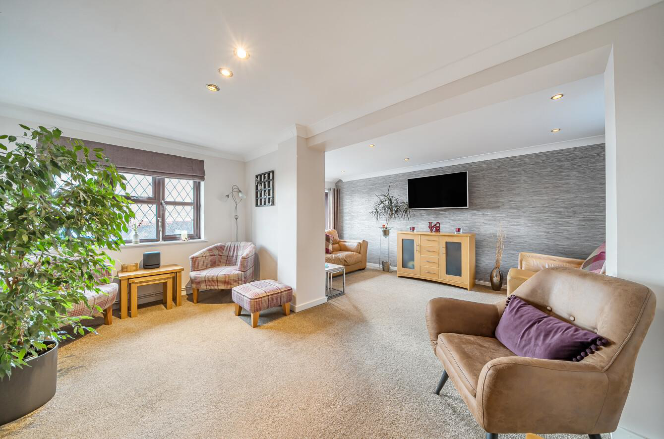 Huntingdon Way, Sketty, Swansea, photo 3