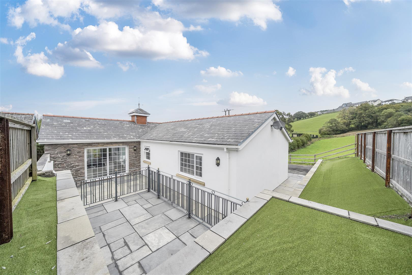 Sawel Court, Pontarddulais, Swansea