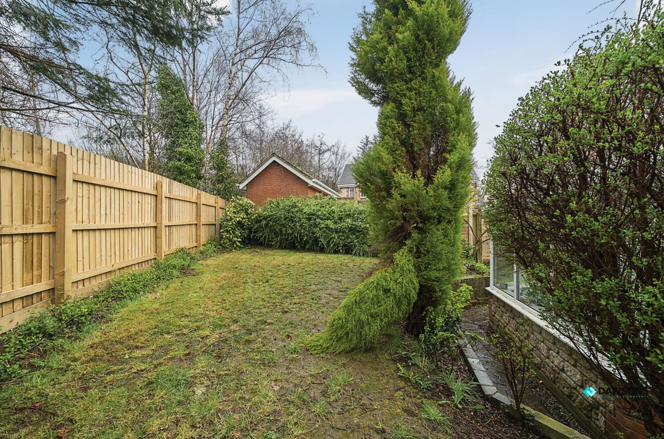 Ffordd Ger Y Llyn, Penllergaer, Swansea, photo 14
