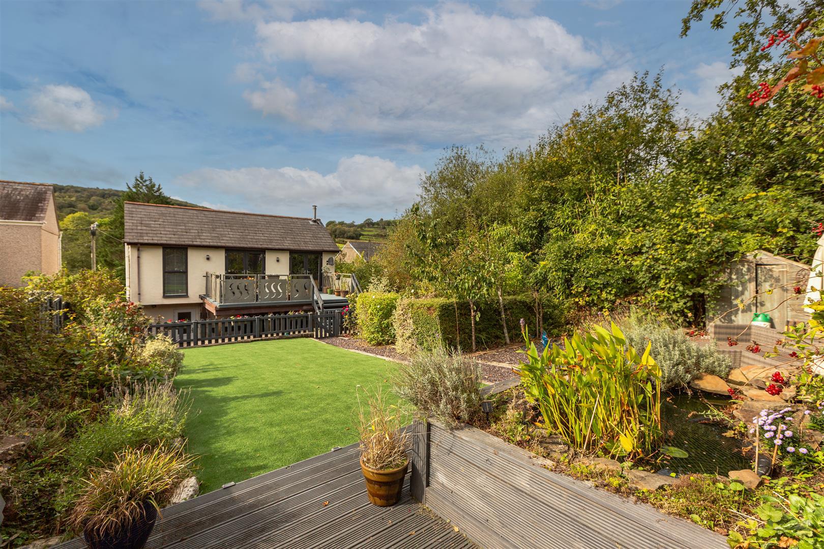 Commercial Road, Pontardawe, Swansea, photo 40