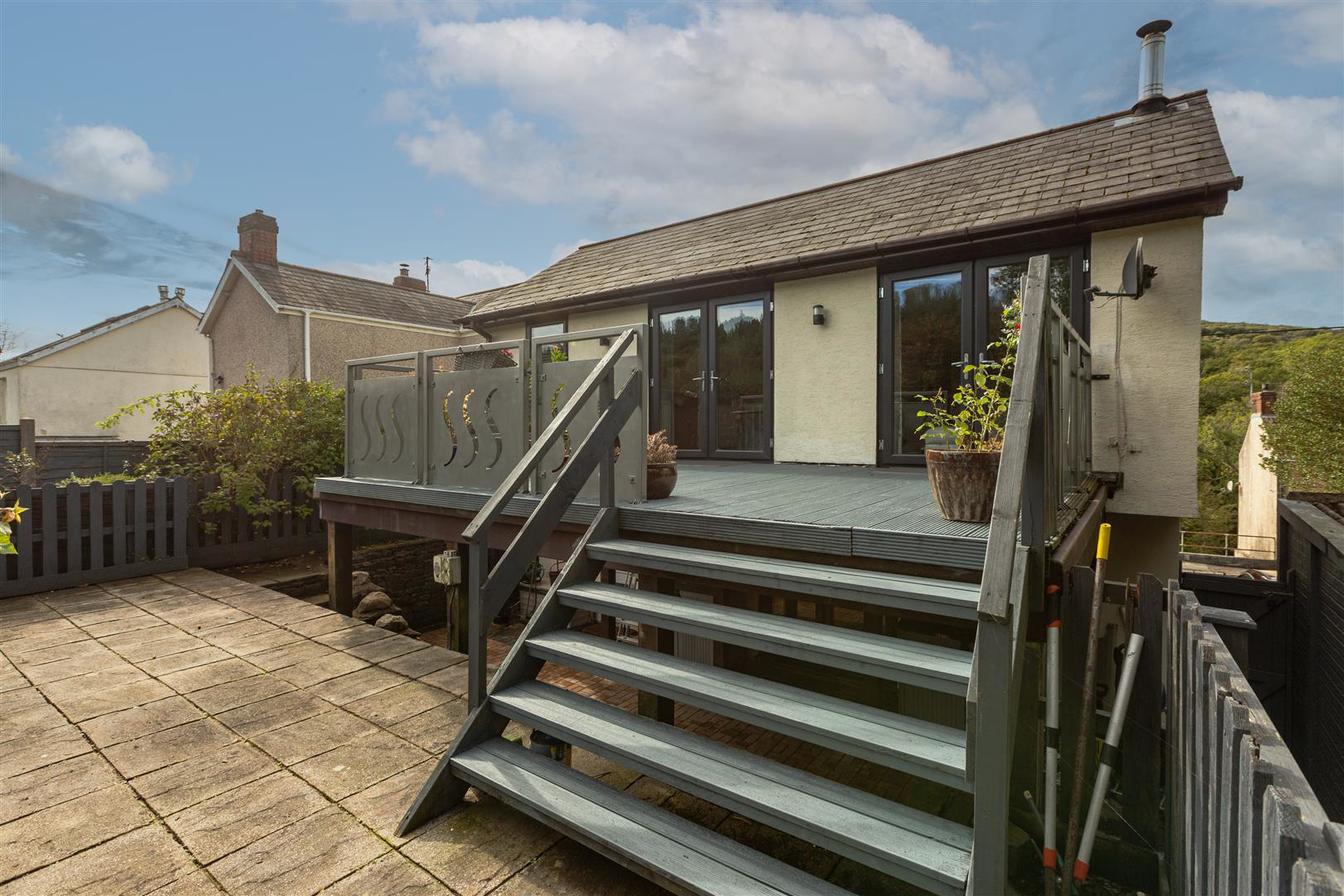 Commercial Road, Pontardawe, Swansea, photo 43