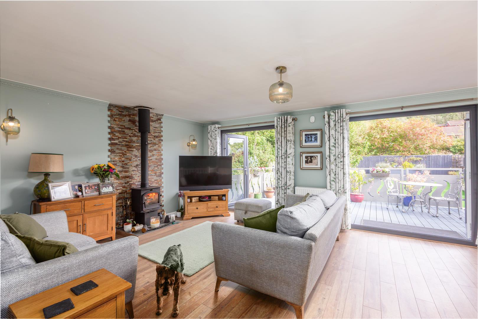 Commercial Road, Pontardawe, Swansea, photo 3
