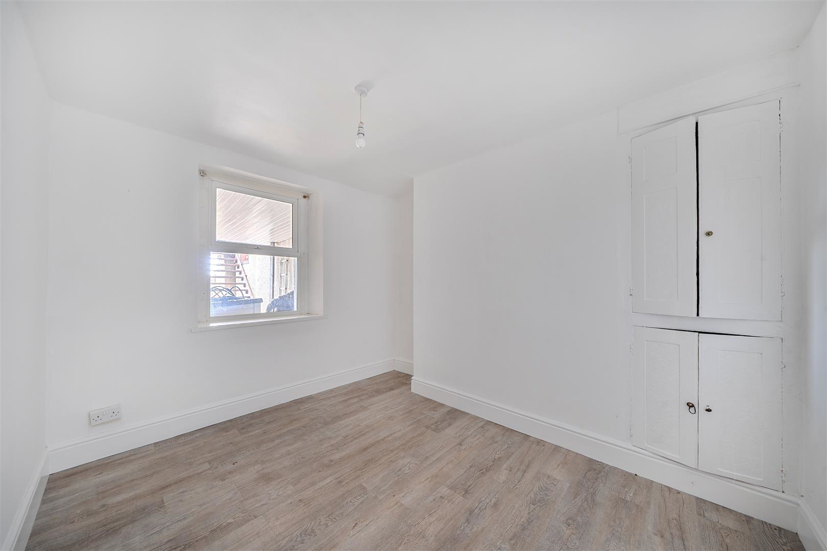 Trafalgar Place, Brynmill, Swansea, photo 18