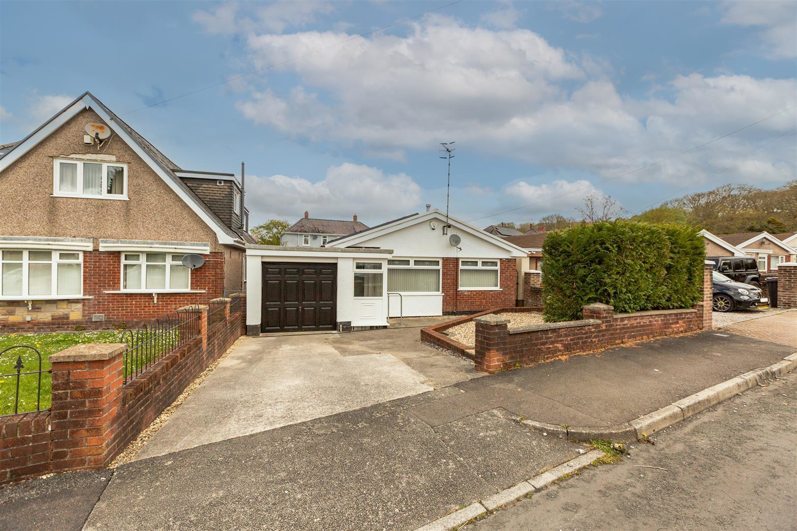 Redwood Close, Neath