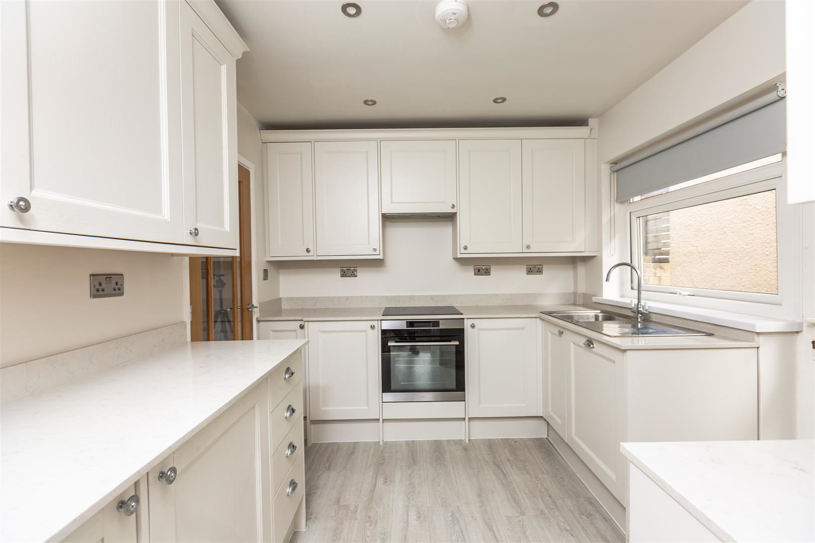 Redwood Close, Neath, photo 6