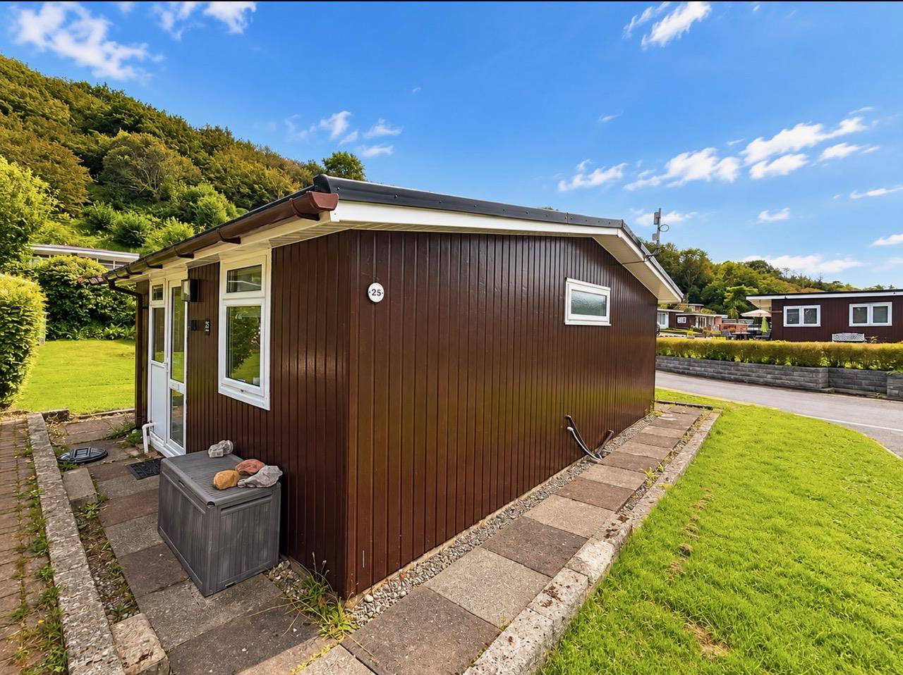 Summercliff Chalets, Caswell, Caswell bay, Swansea, photo 12