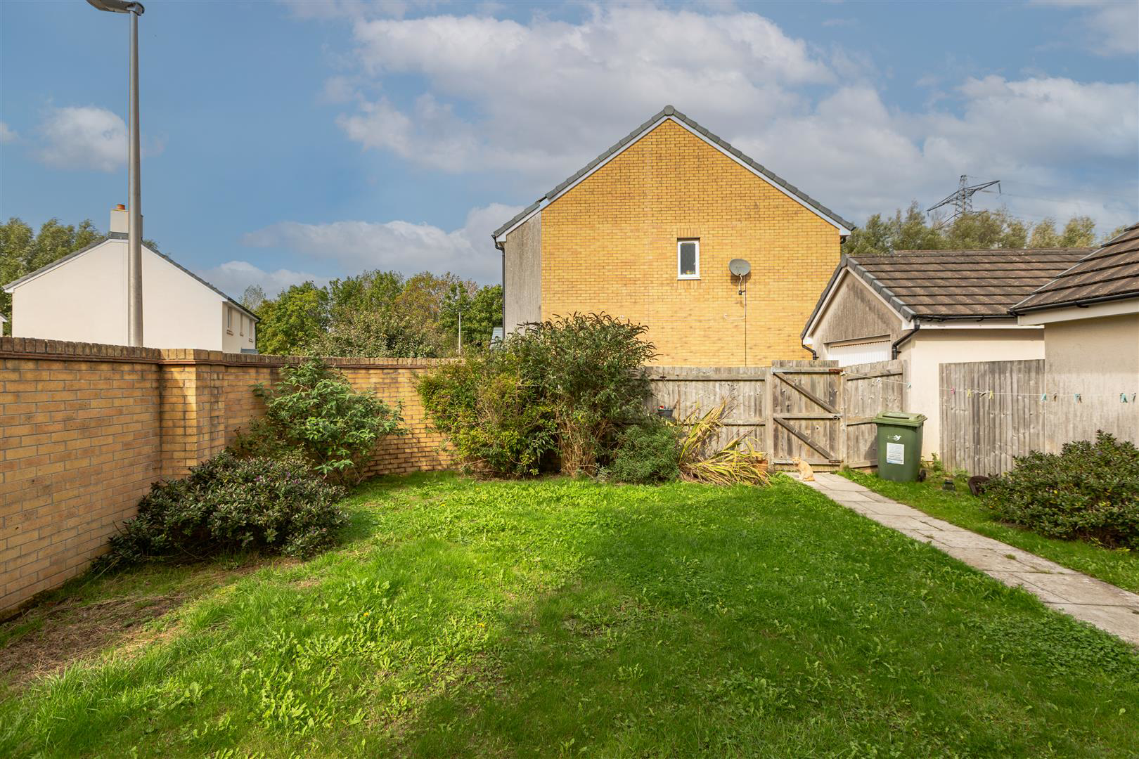 Rhes Brickyard Row, Llanelli, photo 32