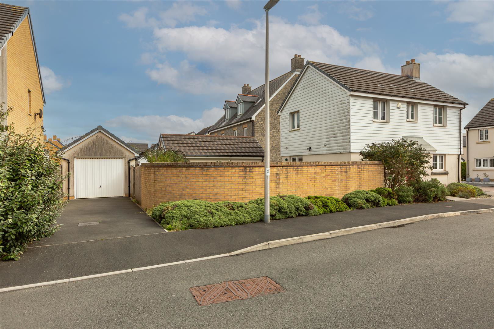 Rhes Brickyard Row, Llanelli, photo 13