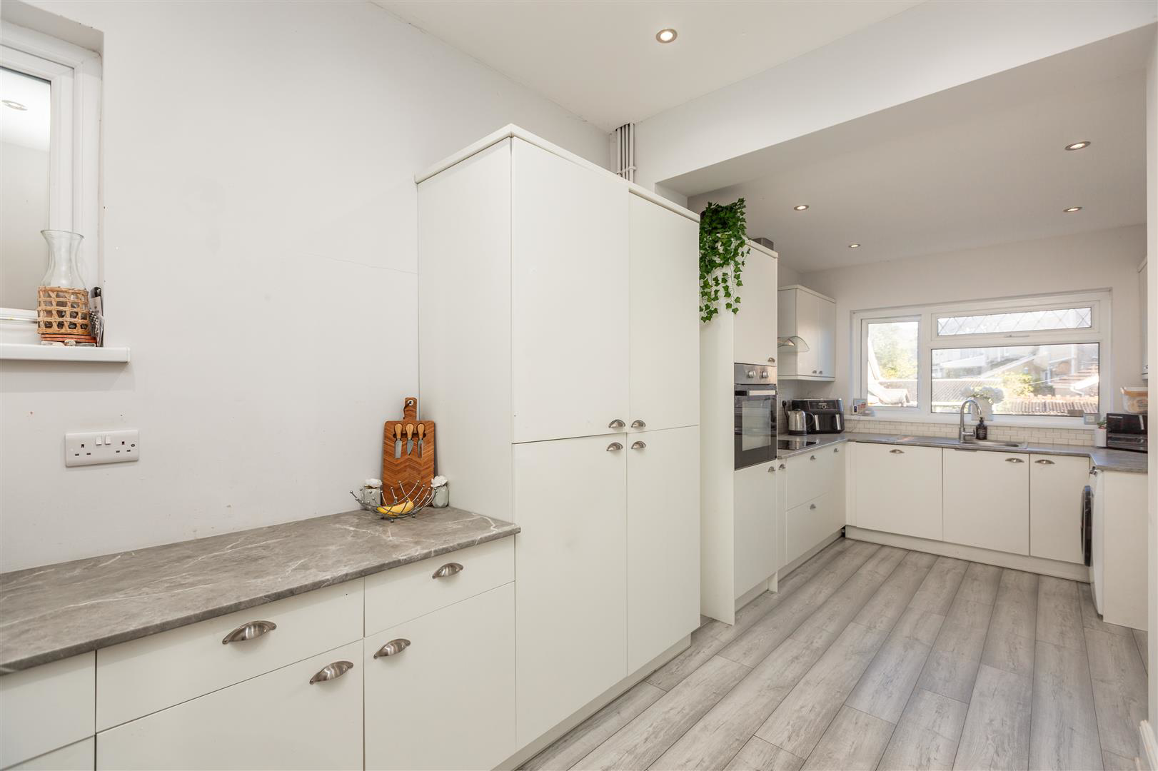Walters Road, Llanelli, photo 17
