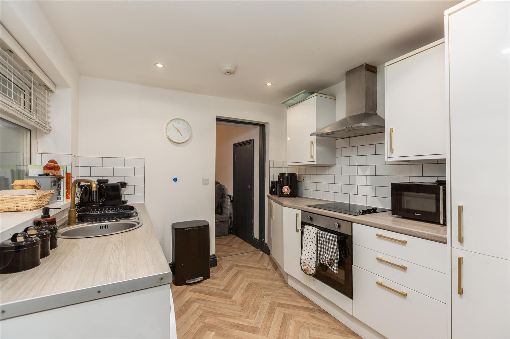 Courtney Street, Manselton, Swansea, photo 5