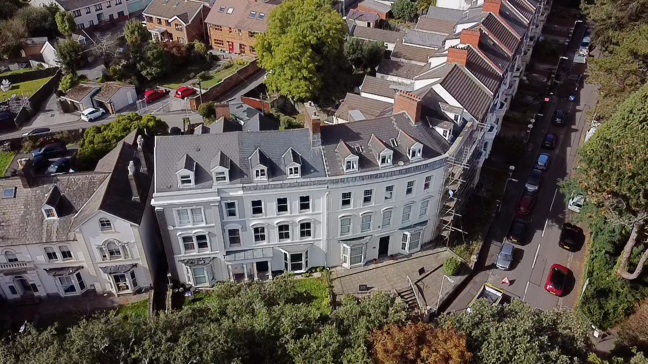 St. James Crescent, Swansea, photo 9