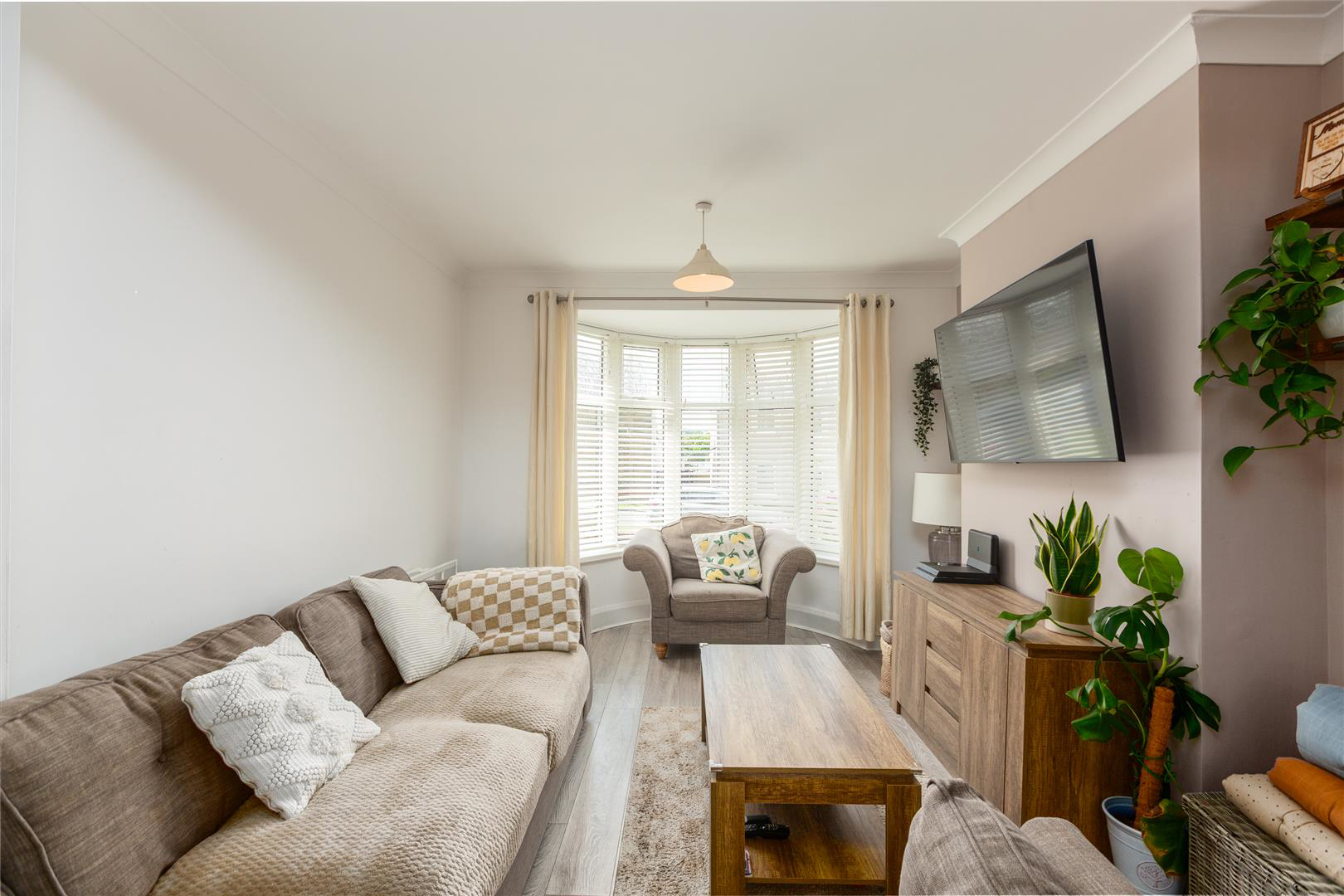 Carmarthen Road, Fforestfach, Swansea, photo 16