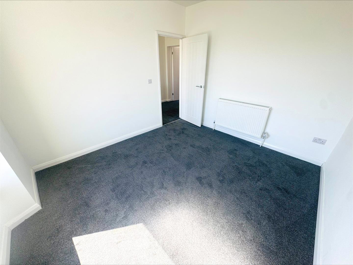 Pembrey Road, Llanelli, photo 13
