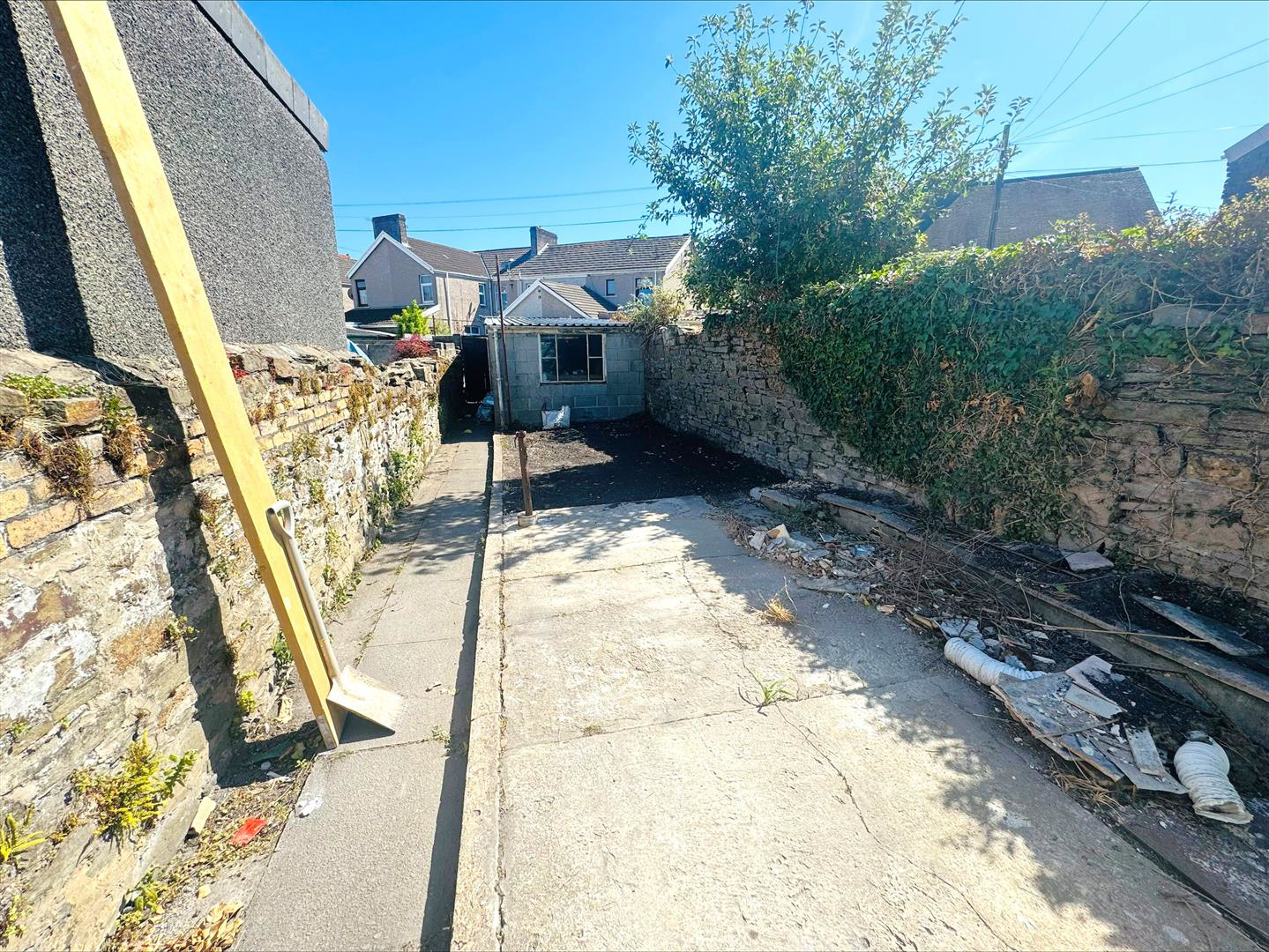 Pembrey Road, Llanelli, photo 14
