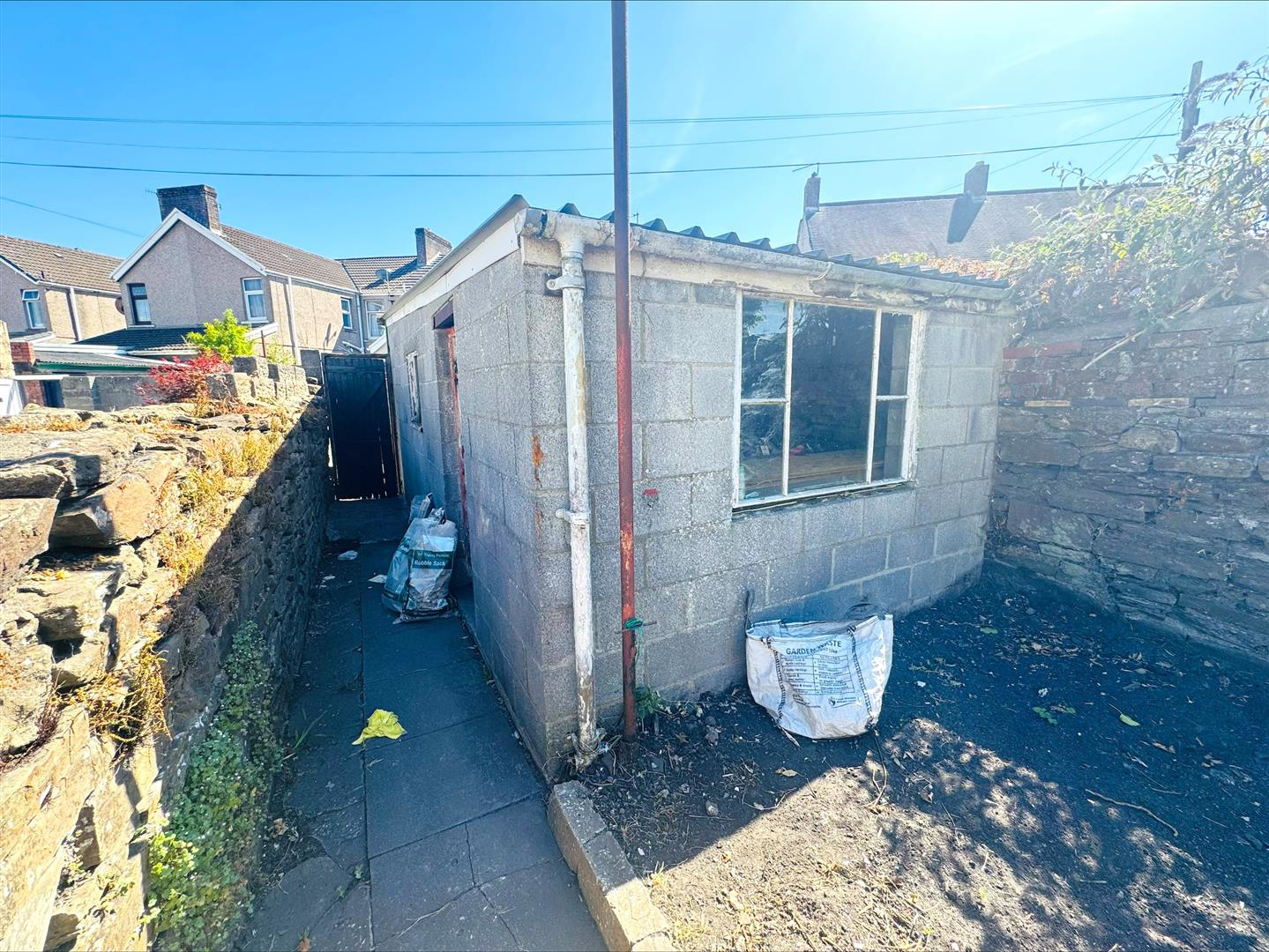 Pembrey Road, Llanelli, photo 10