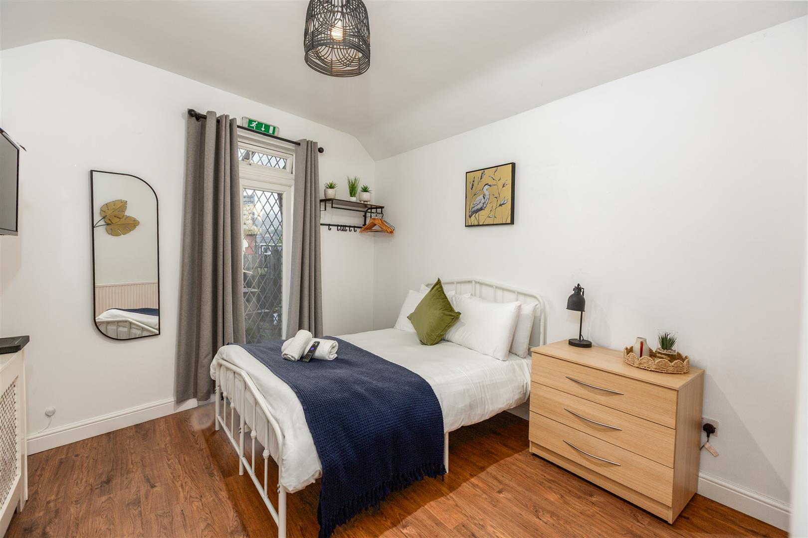 St. Albans Road, Brynmill, Swansea, photo 6