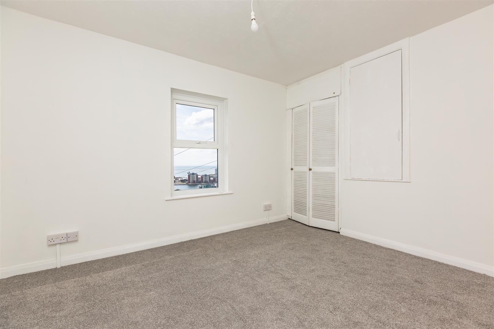 Wallace Road, St. Thomas, Swansea, photo 7