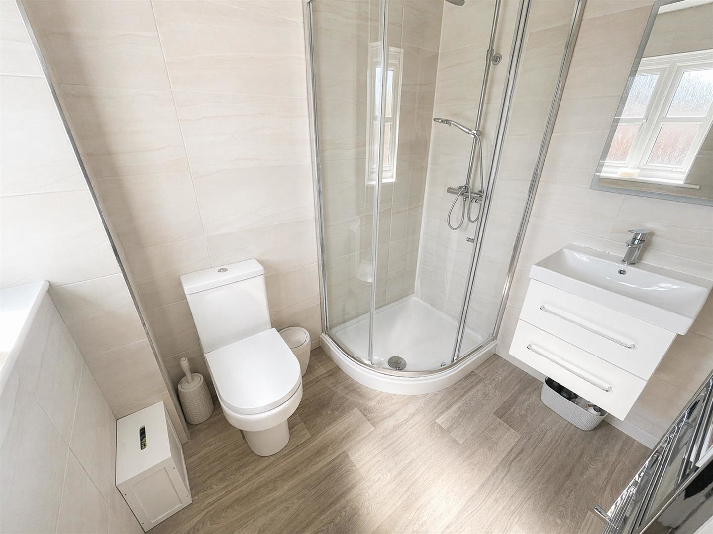 Leucarum Court, Loughor, Swansea, photo 5