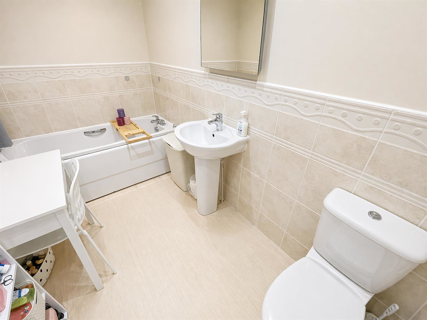 Leucarum Court, Loughor, Swansea, photo 10