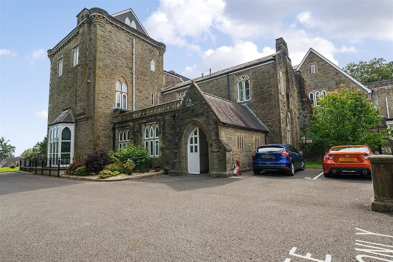 Rembrandt Court, Swansea