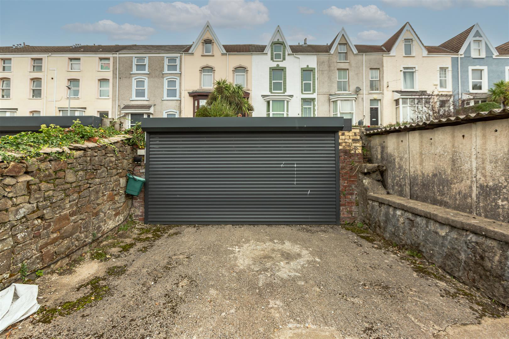 Montpelier Terrace, Mount Pleasant, Swansea, photo 13