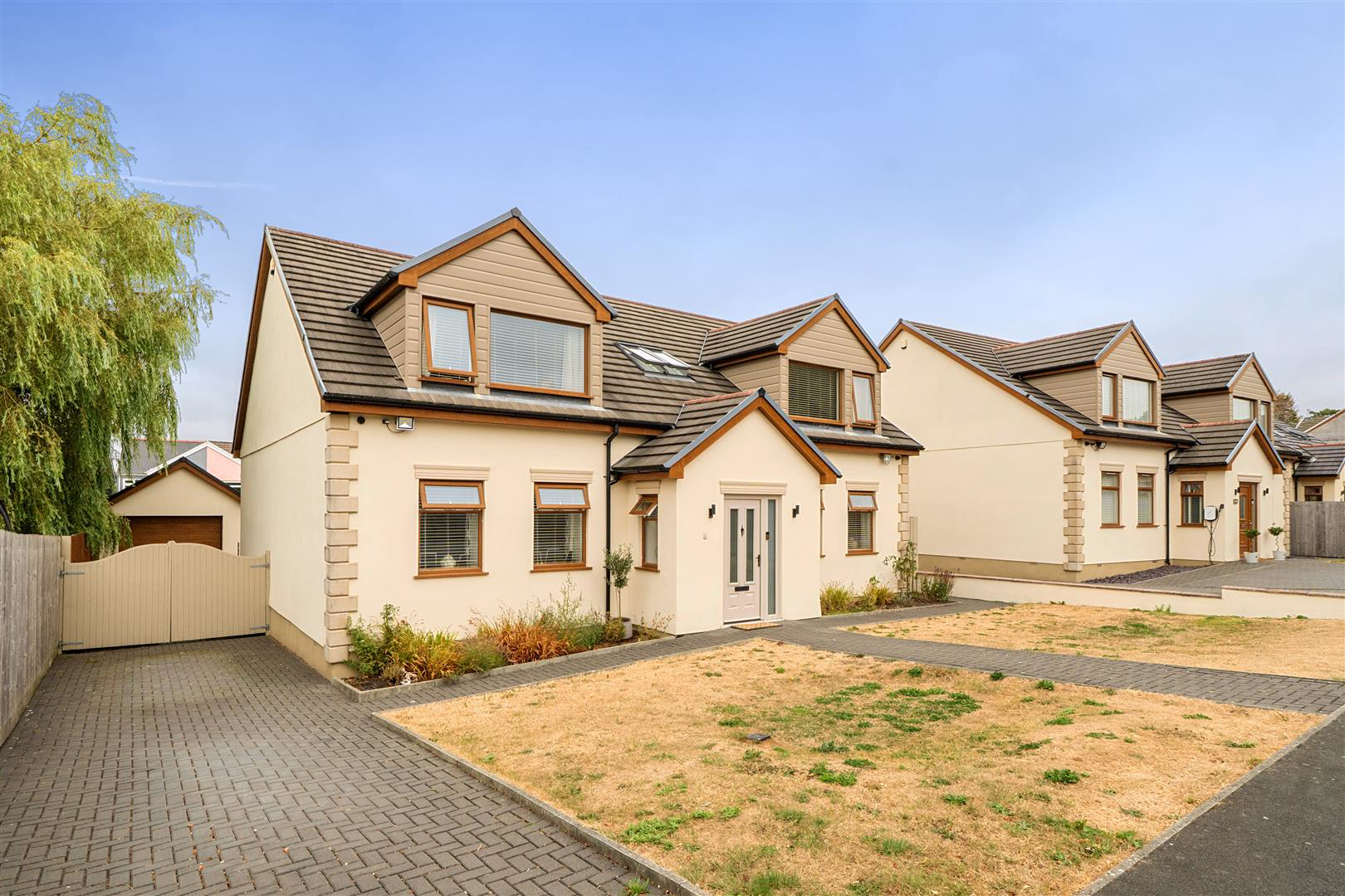 Bryn Road, Loughor, Swansea