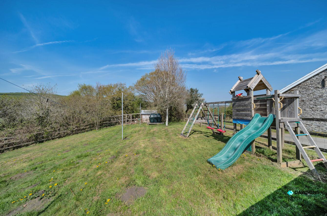 Carmarthen Road, Fforest, Pontarddulais, Swansea, photo 12