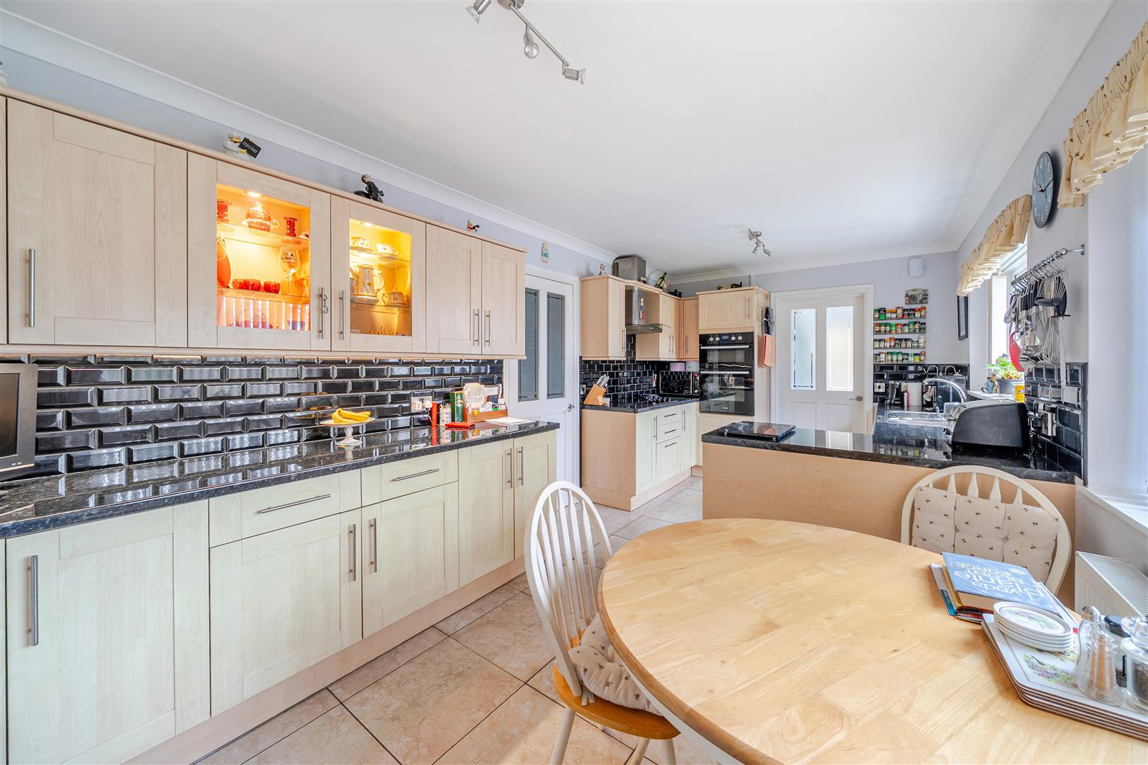 Pencefnarda Road, Gorseinon, Swansea, photo 18