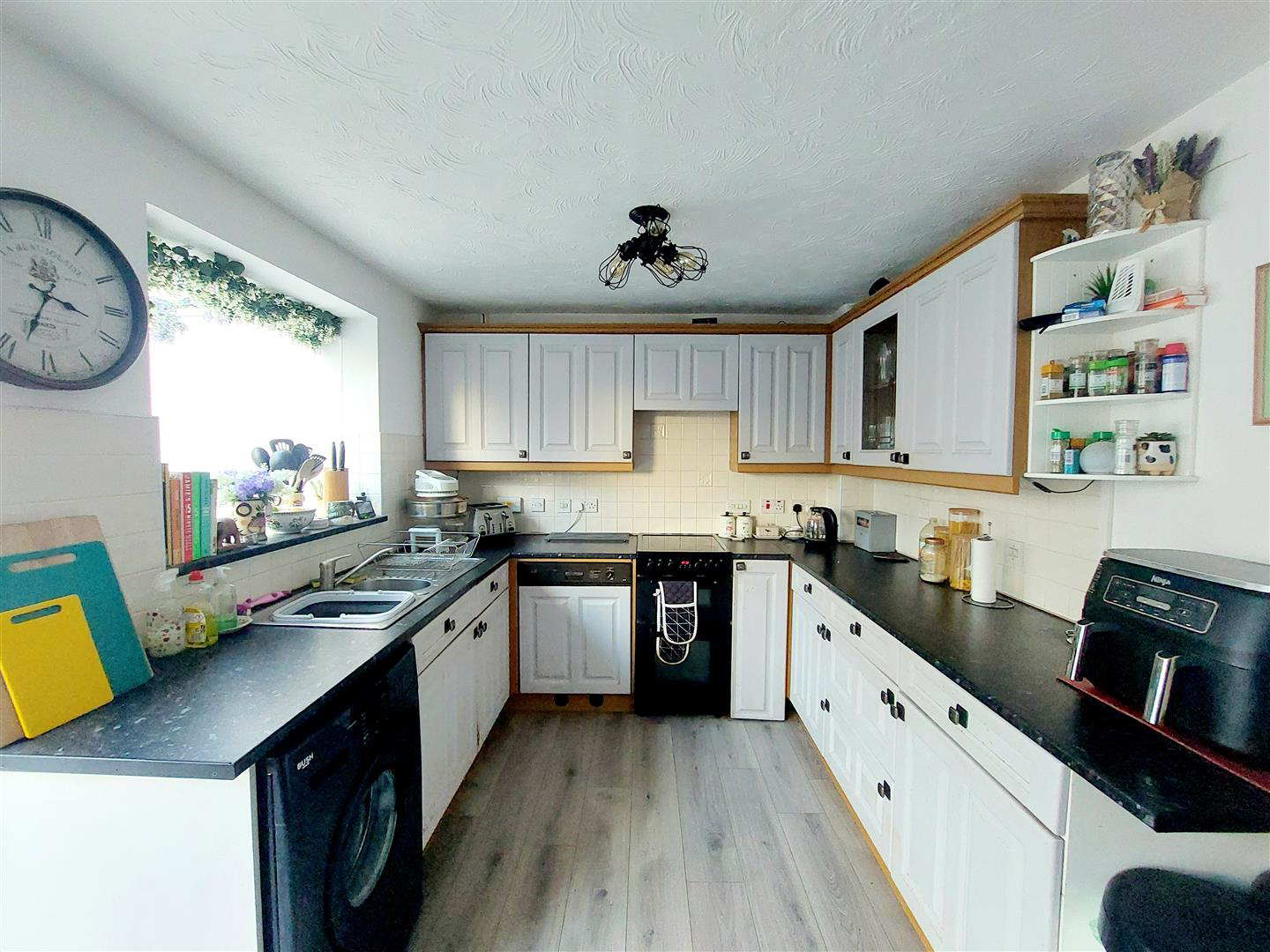 Ffordd Ger Y Llyn, Tircoed Forest Village, Penllergaer, Swansea, photo 7