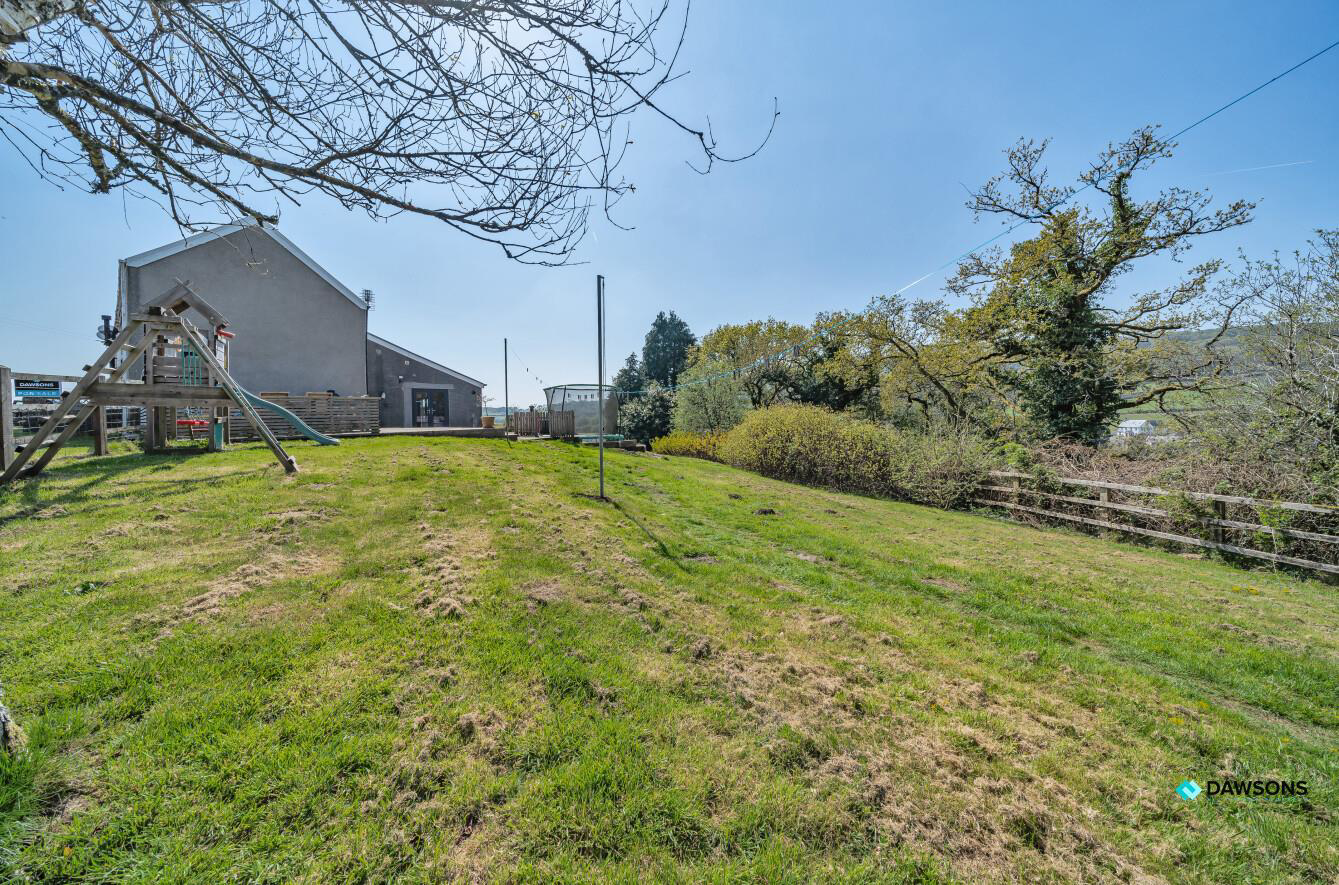 Carmarthen Road, Fforest, Pontarddulais, Swansea, photo 25