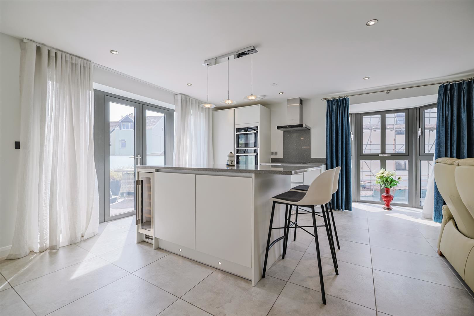 Apartment 6, Oyster Court, Newton Road, Mumbles, Swansea, photo 8