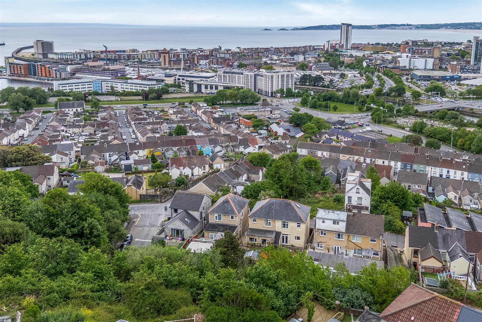 Beaumont Crescent, St. Thomas, Swansea, photo 39
