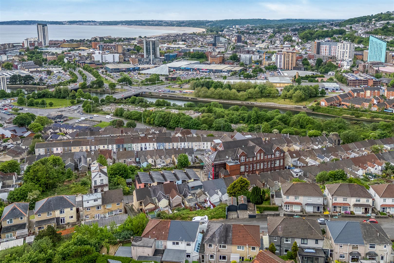Beaumont Crescent, St. Thomas, Swansea, photo 38