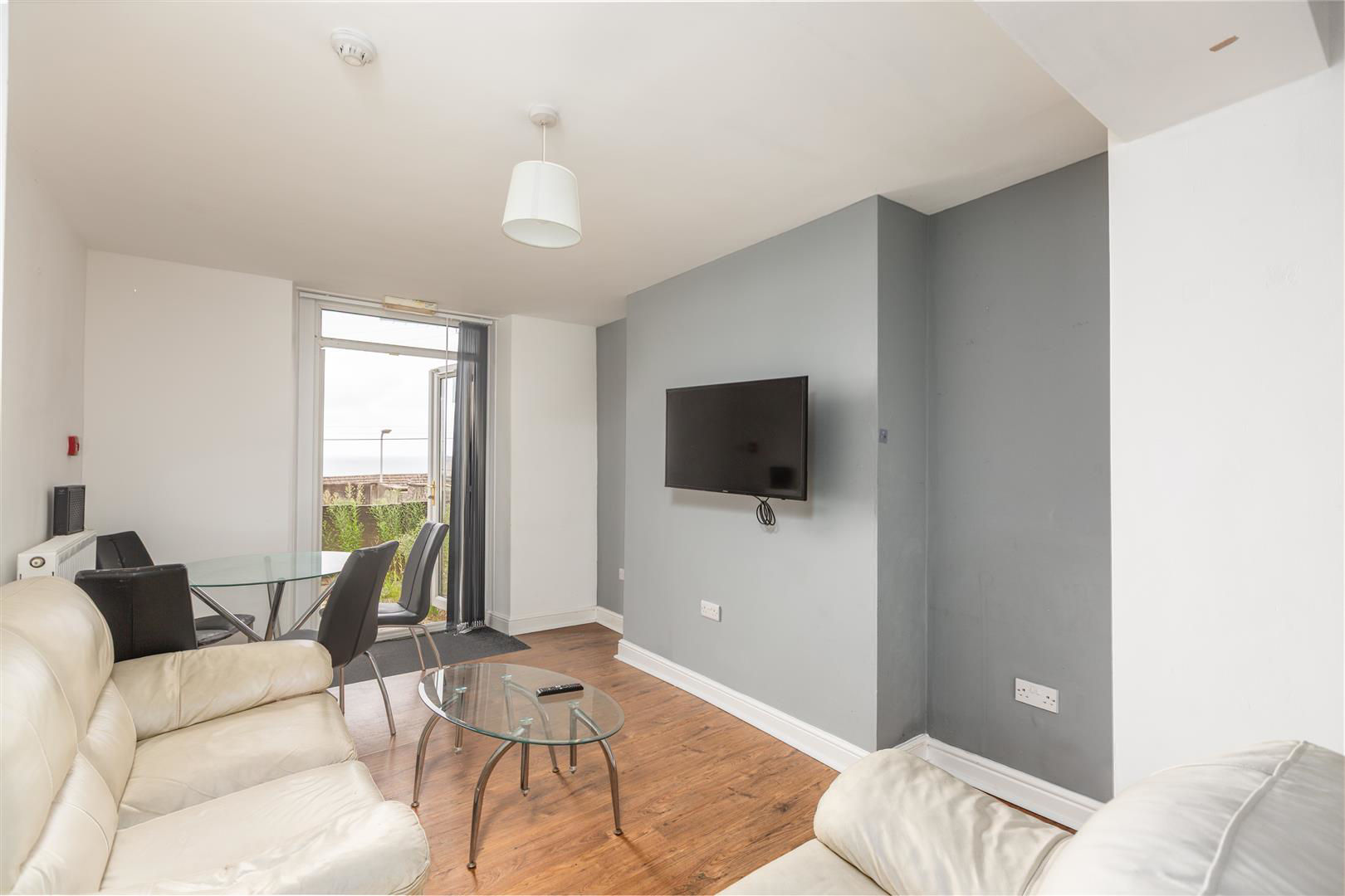 Trafalgar Place, Brynmill, Swansea, photo 2