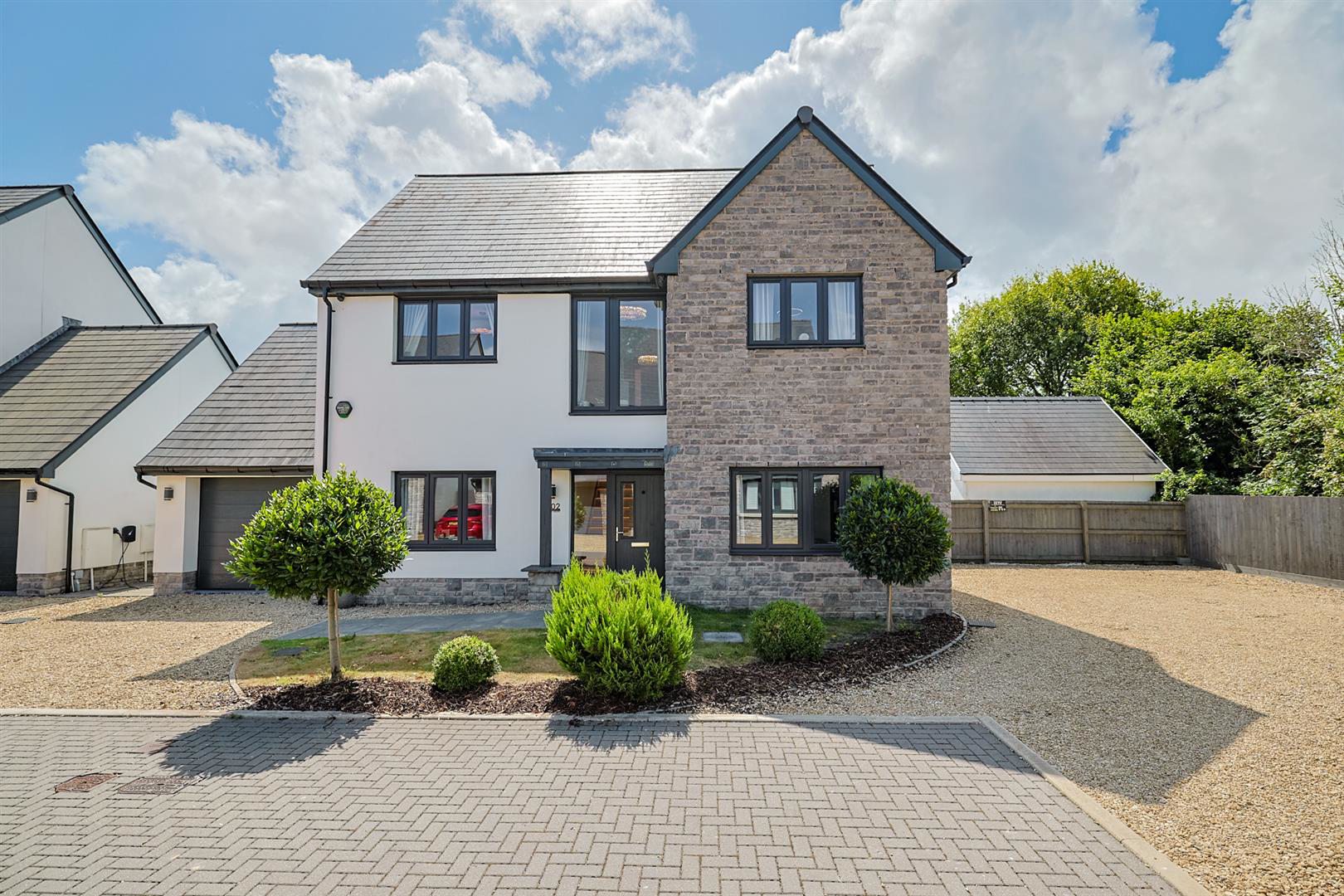 2 Beaumont Grove, Upper Killay, Swansea