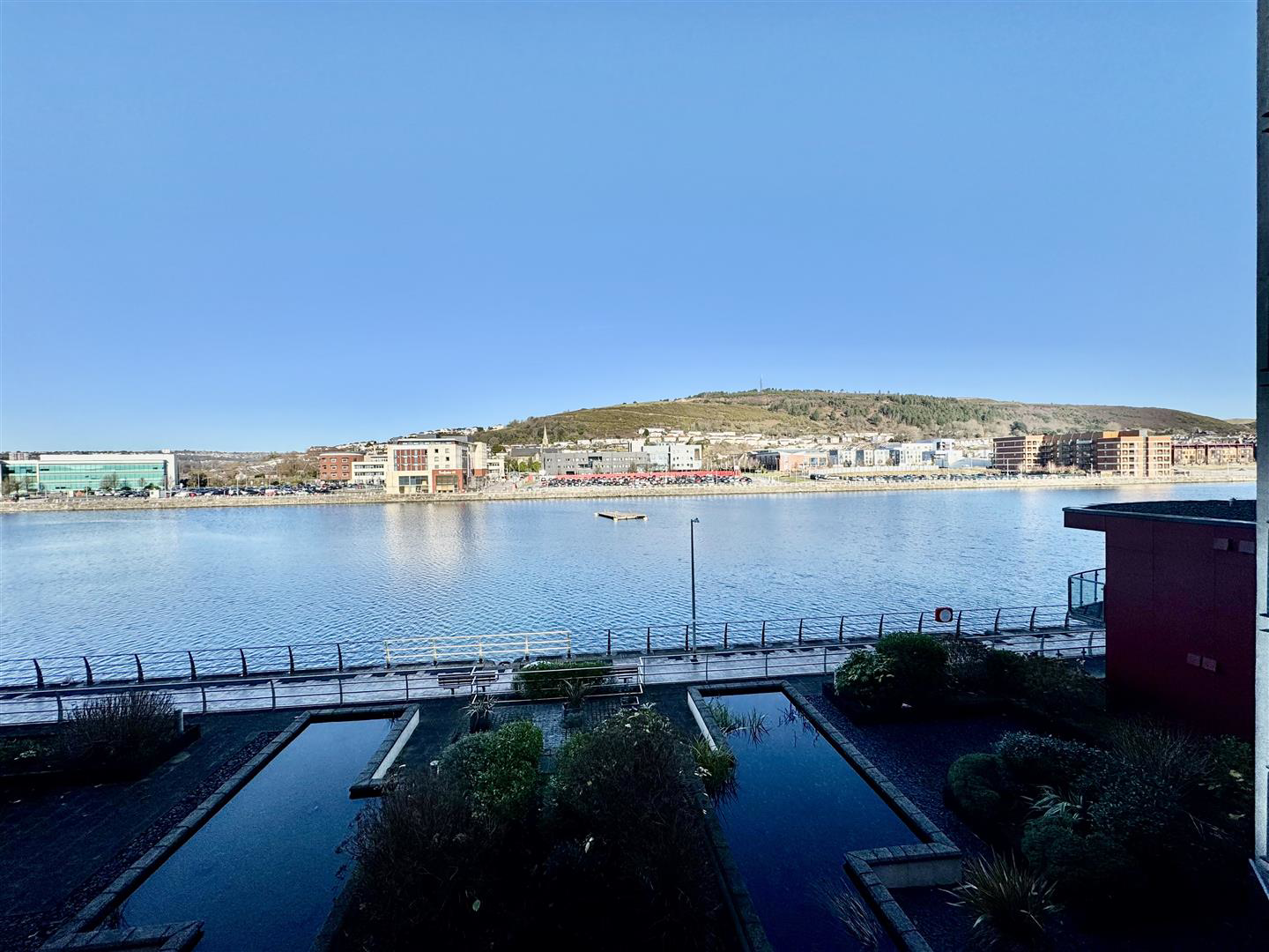 South Quay, Kings Road, Marina, Swansea, photo 6