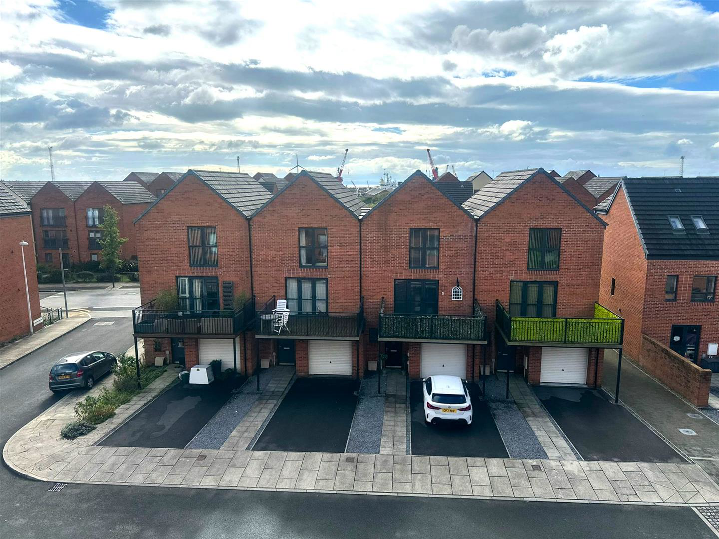 Sir Harry Secombe Court, Marina, Swansea, photo 7