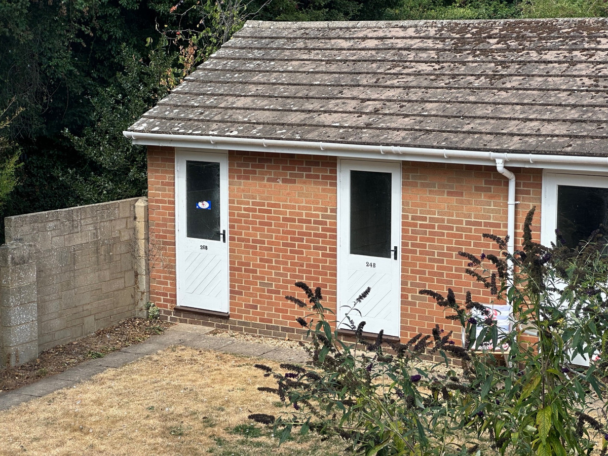 Vicarage Lane, Swindon, SN6, photo 13