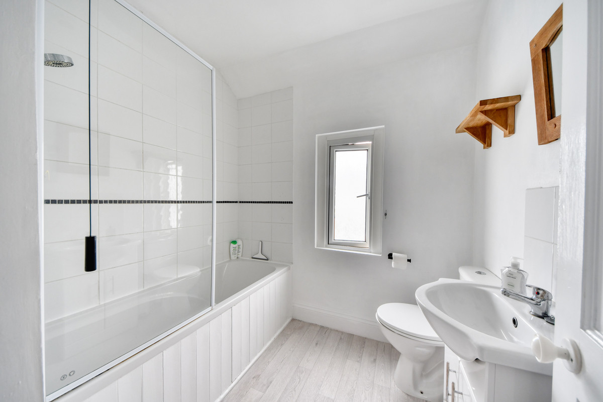 Purley Road, Glos, GL7, photo 15