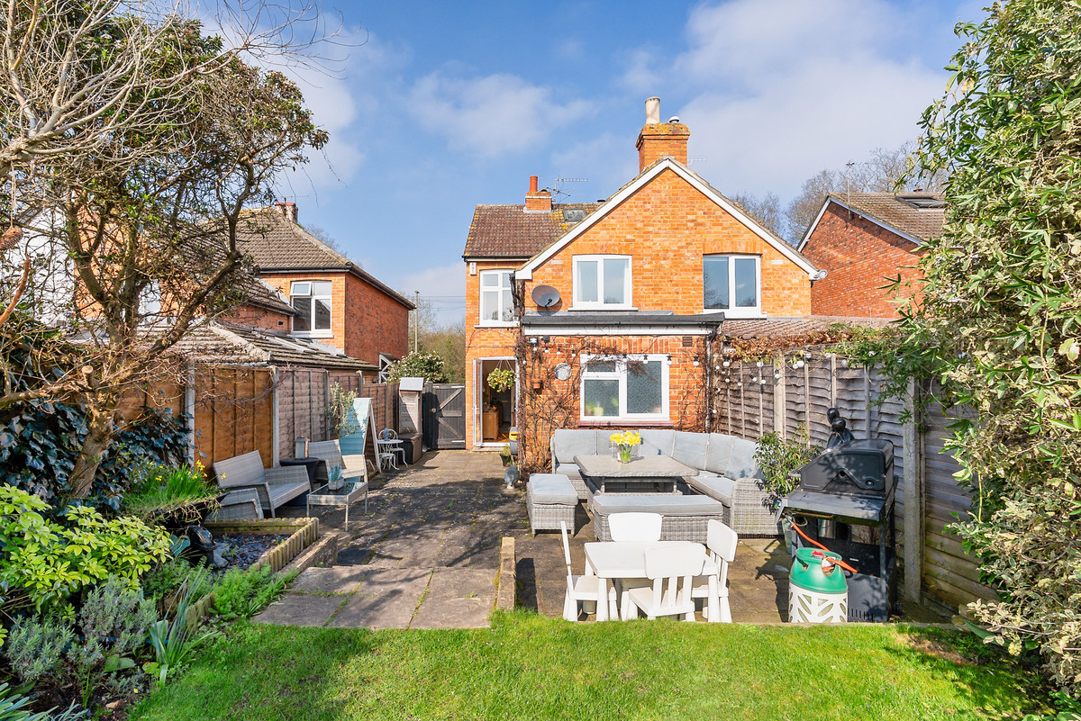 Spinney Hill, Addlestone, KT15, photo 28