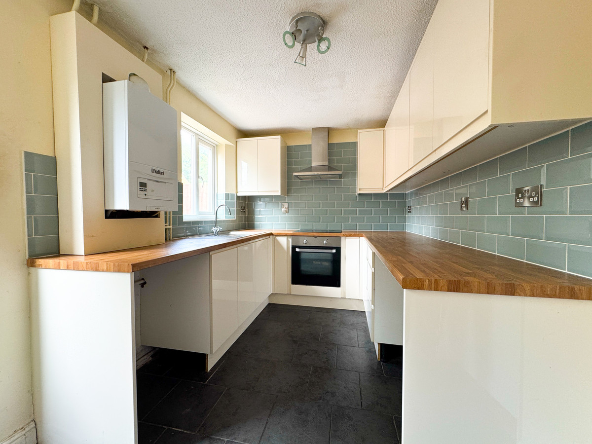 Apperley Drive, Gloucester, GL2, photo 2