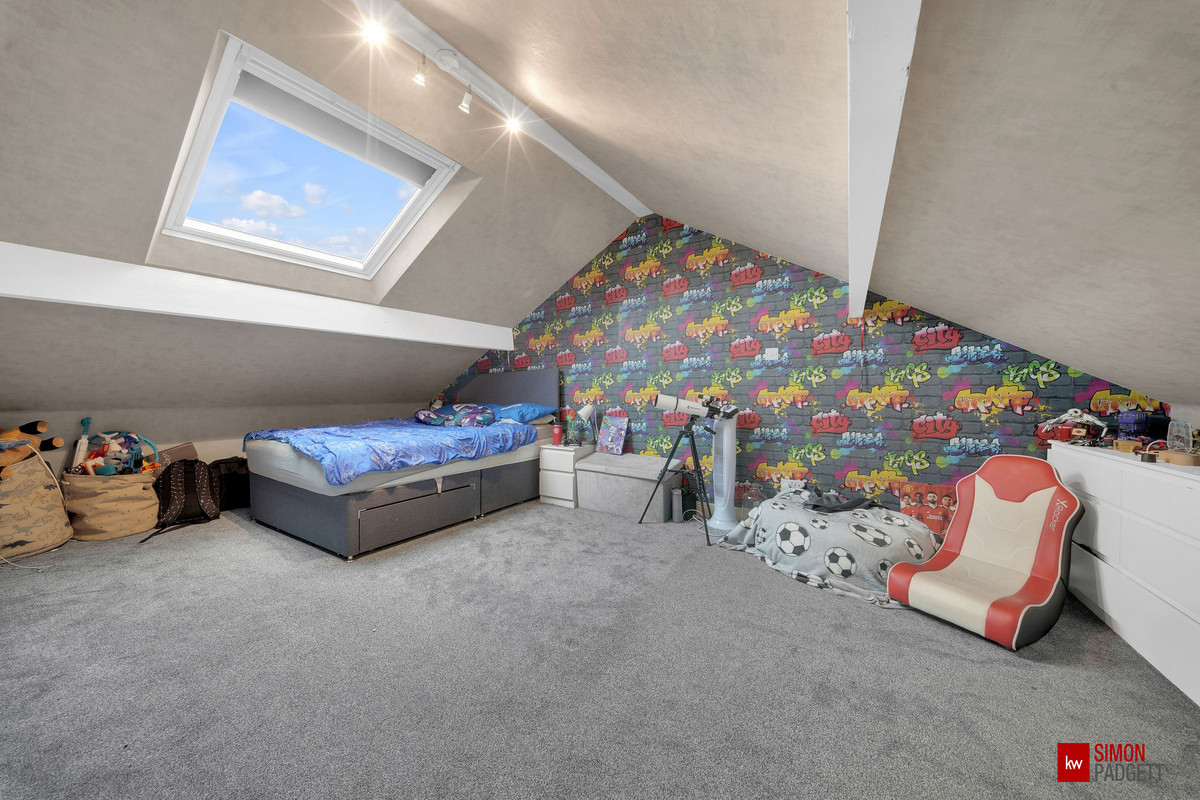 Keighley Road, Colne, BB8, photo 18