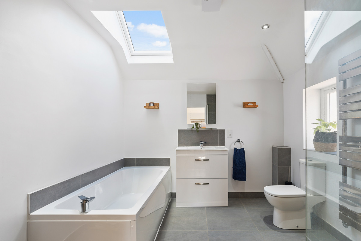 Wincroft Road, Reading, RG4, photo 11