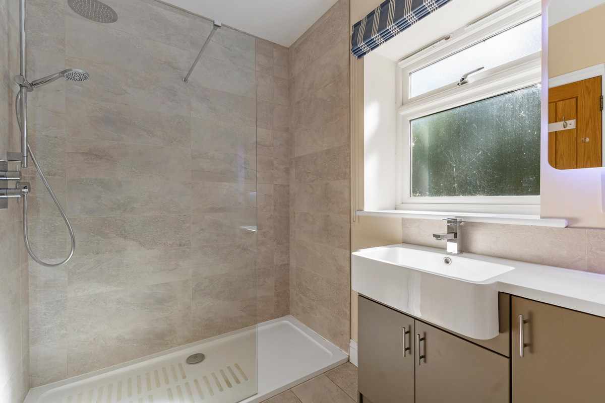 The Ridge, Thatcham, RG18, photo 21
